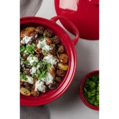 Itopfox Lace Emboss Casserole Dish With Lid, 2 Quart Ceramic Round Serving Dish For Oven To Table, Dinner And Party, Christmas Gifts In Classic Red -Kitchen Chef GUEST c6612a6a 917d 4ff3 b278 3596949e7be4